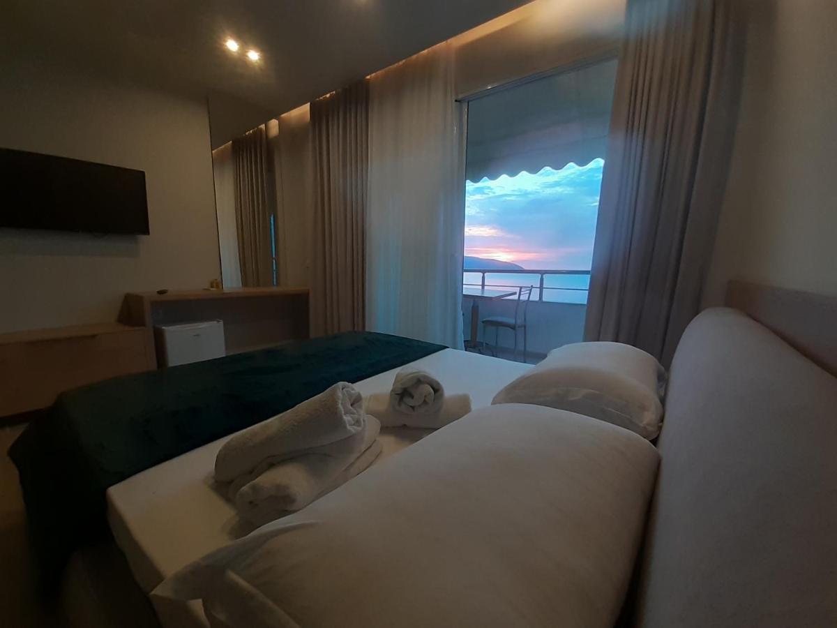 Hotel Ble Ble Vlorë Exteriör bild