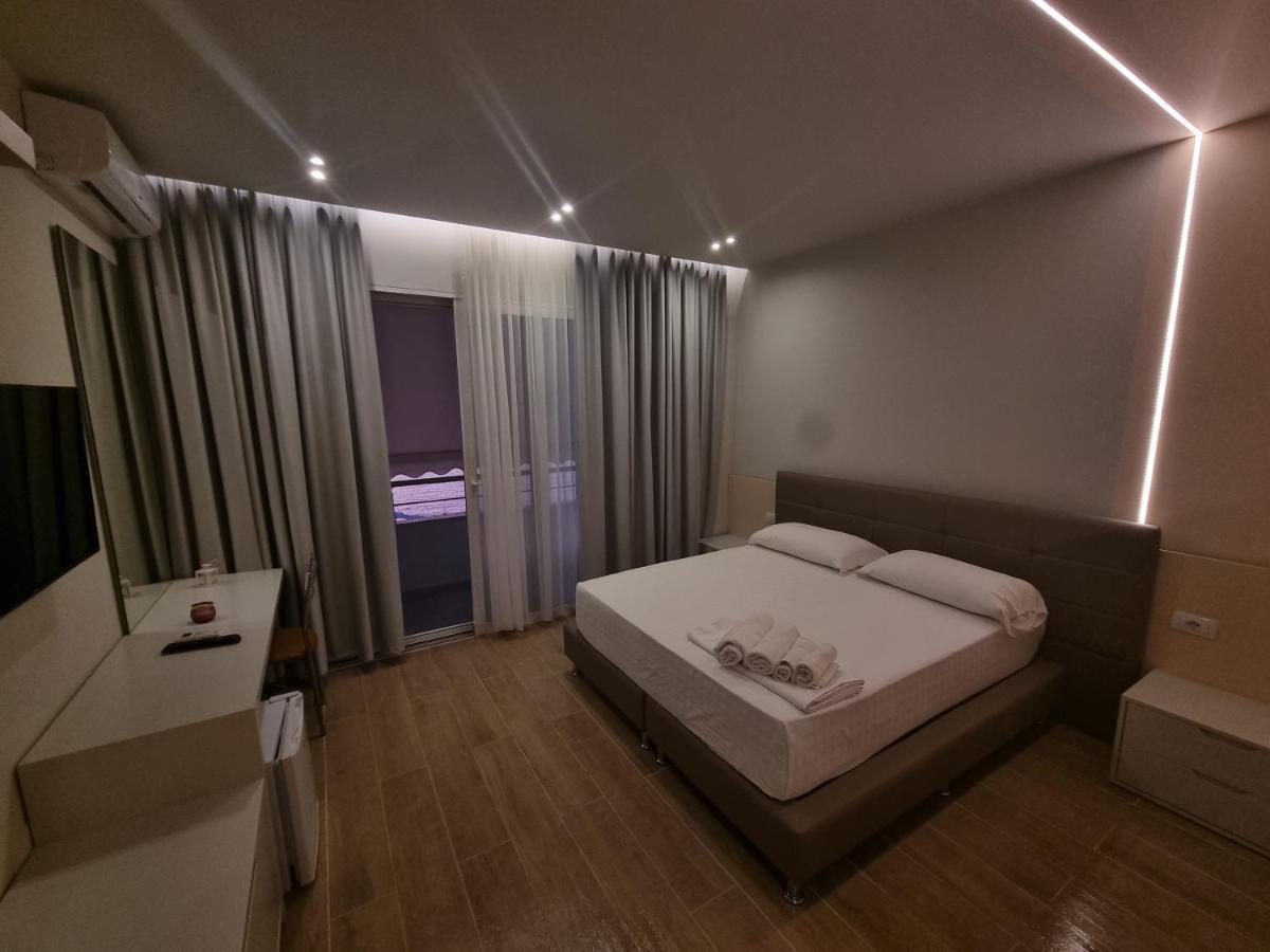 Hotel Ble Ble Vlorë Exteriör bild