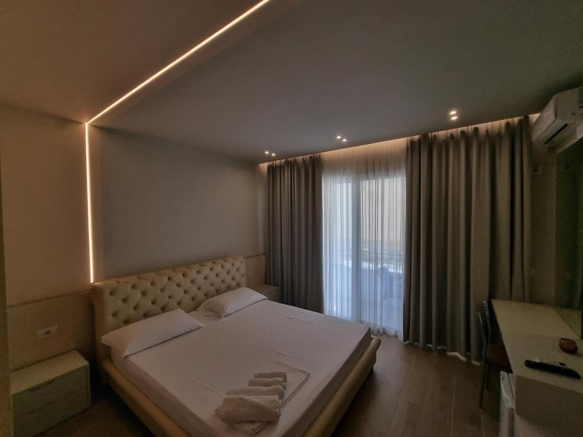 Hotel Ble Ble Vlorë Exteriör bild