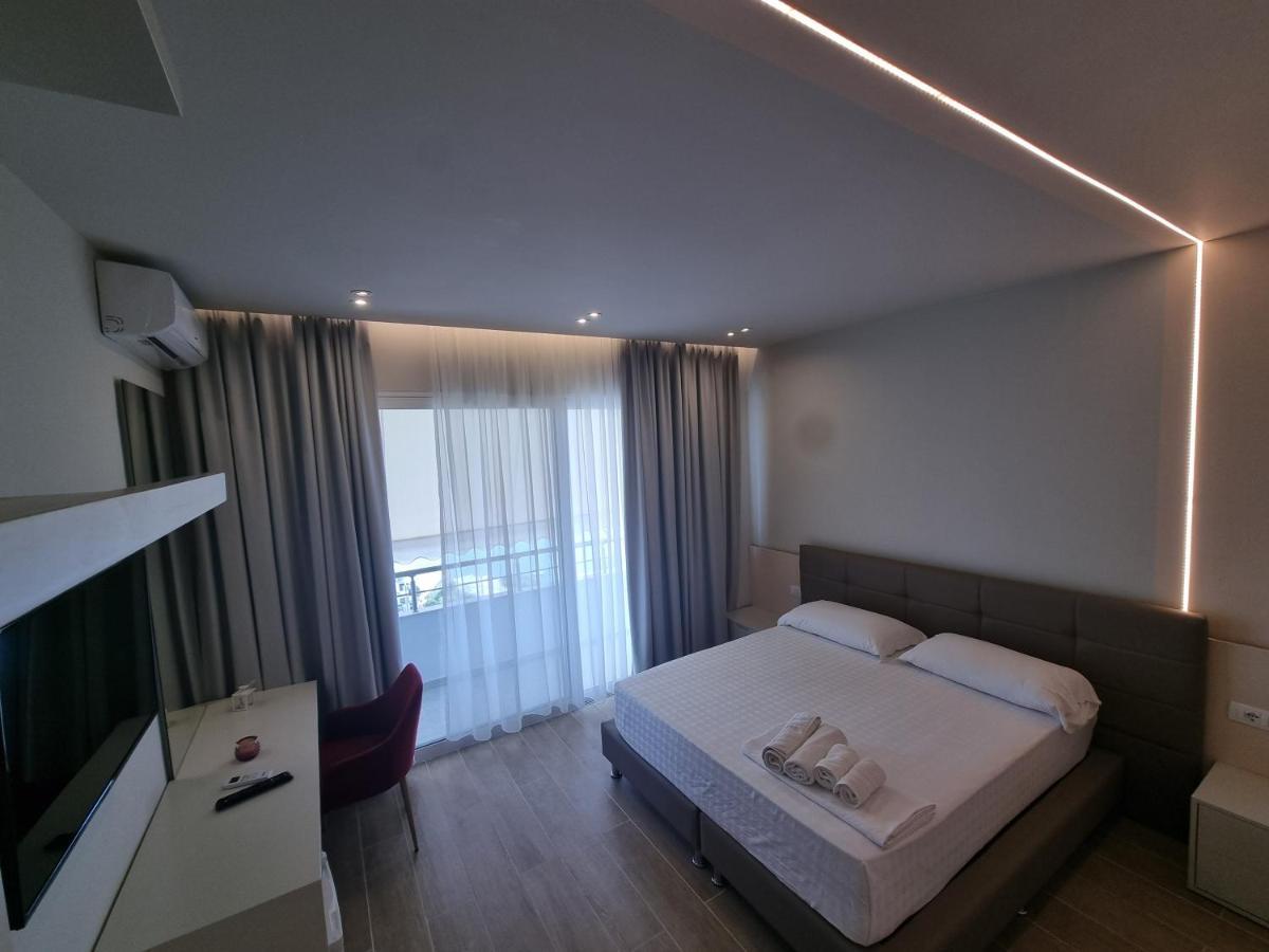 Hotel Ble Ble Vlorë Exteriör bild