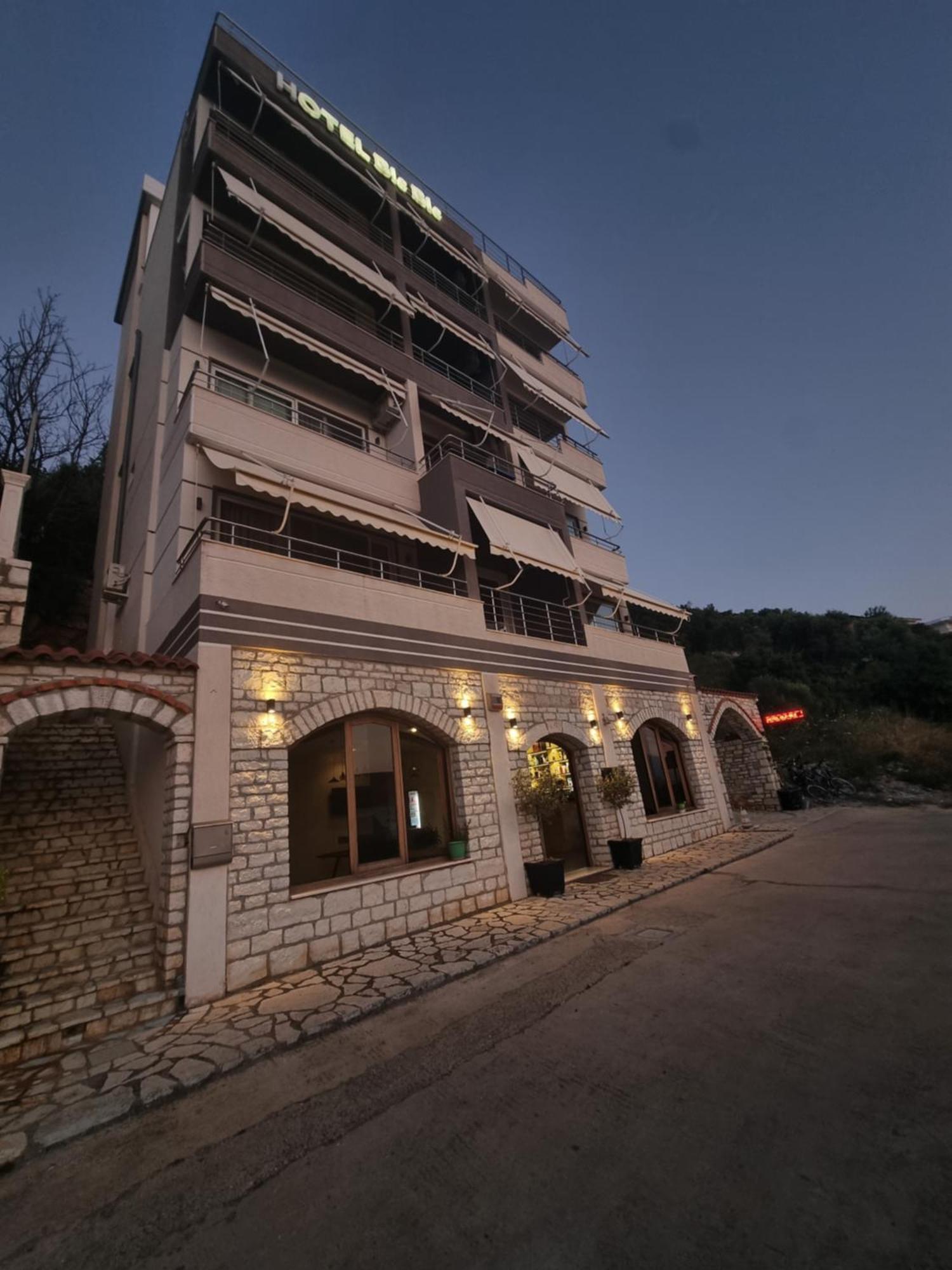 Hotel Ble Ble Vlorë Exteriör bild