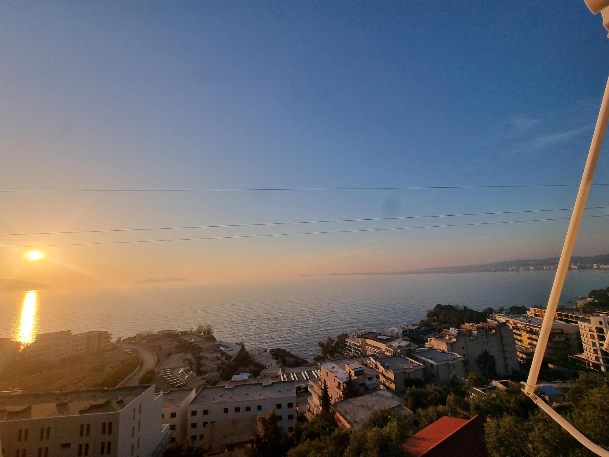 Hotel Ble Ble Vlorë Exteriör bild