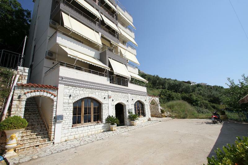 Hotel Ble Ble Vlorë Exteriör bild