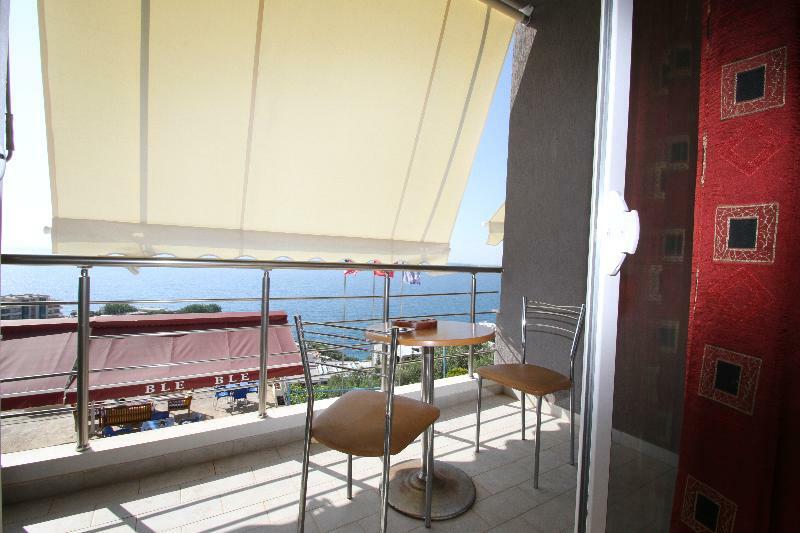 Hotel Ble Ble Vlorë Exteriör bild
