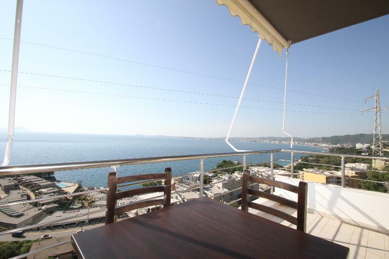 Hotel Ble Ble Vlorë Exteriör bild